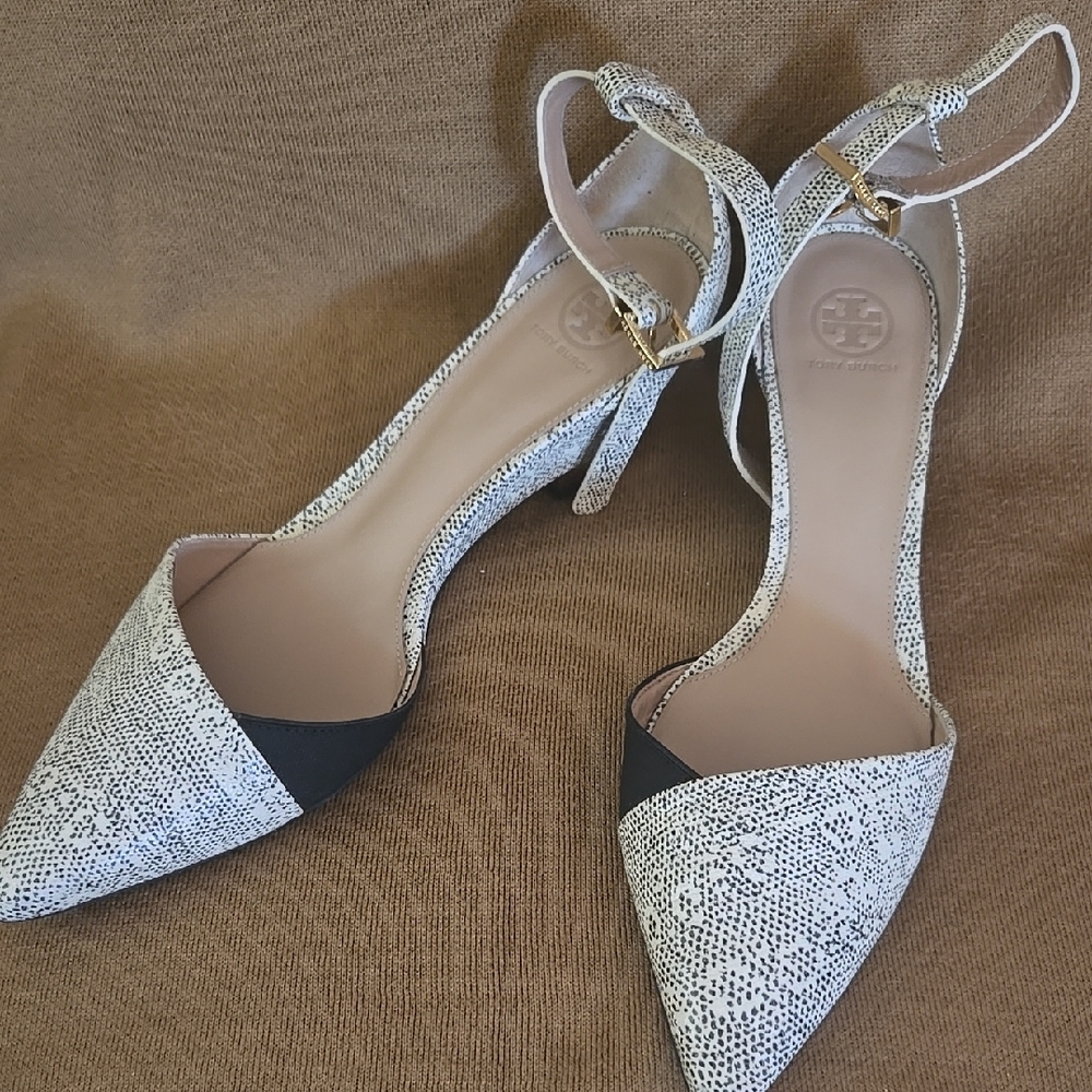 Women's Black and White Heels